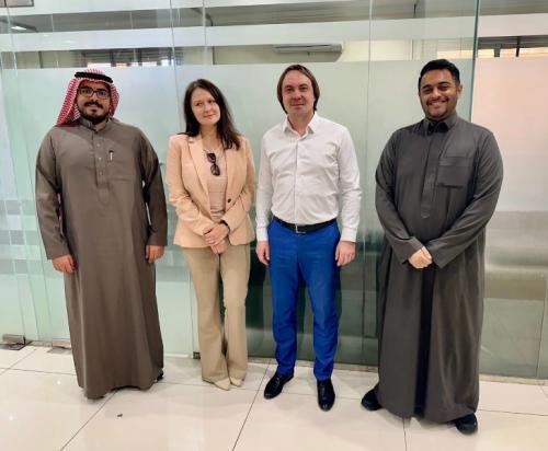 Business Meetings in Saudi Arabia 2 (1)